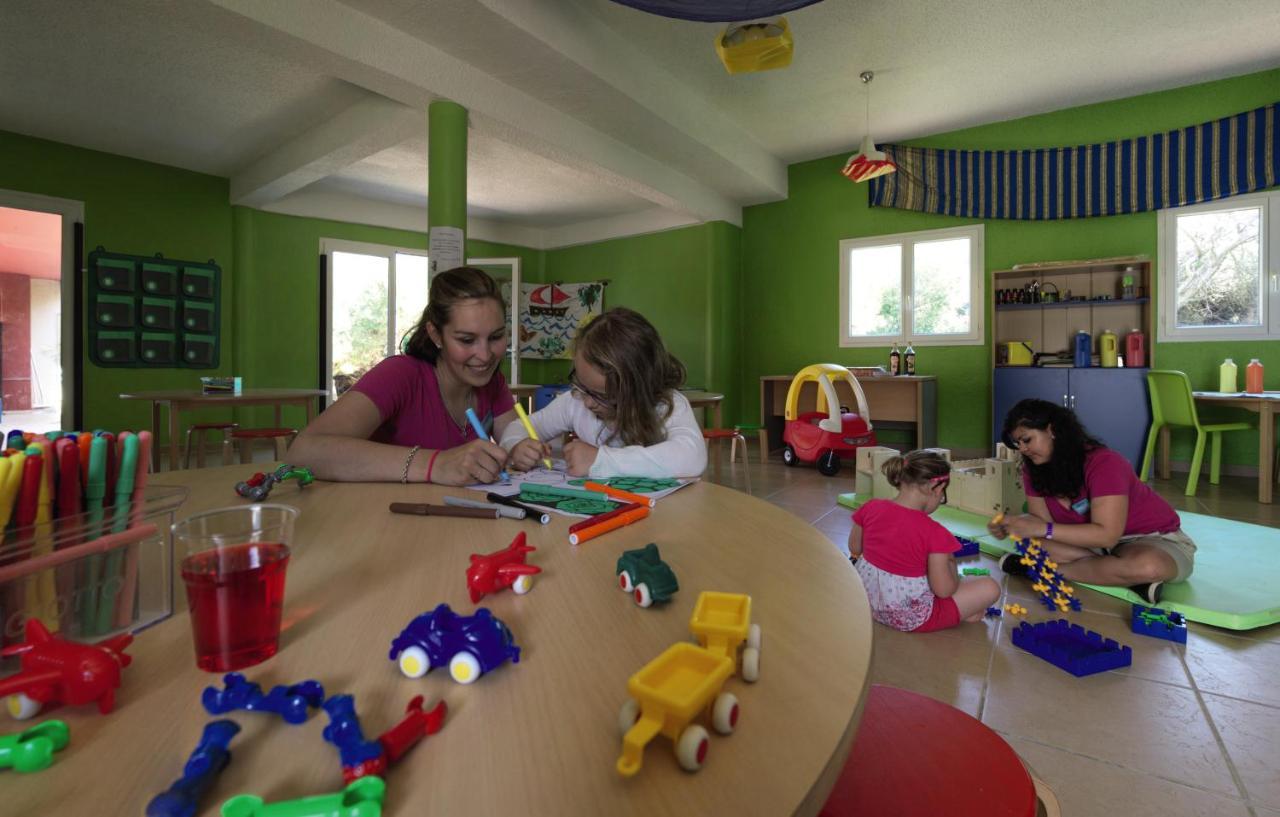 Belambra Clubs Presqu'Ile De Giens - Riviera Beach Club Hyères Екстериор снимка