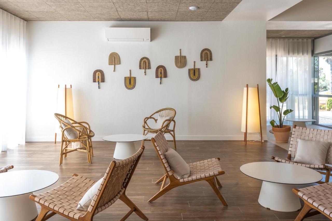 Belambra Clubs Presqu'Ile De Giens - Riviera Beach Club Hyères Екстериор снимка